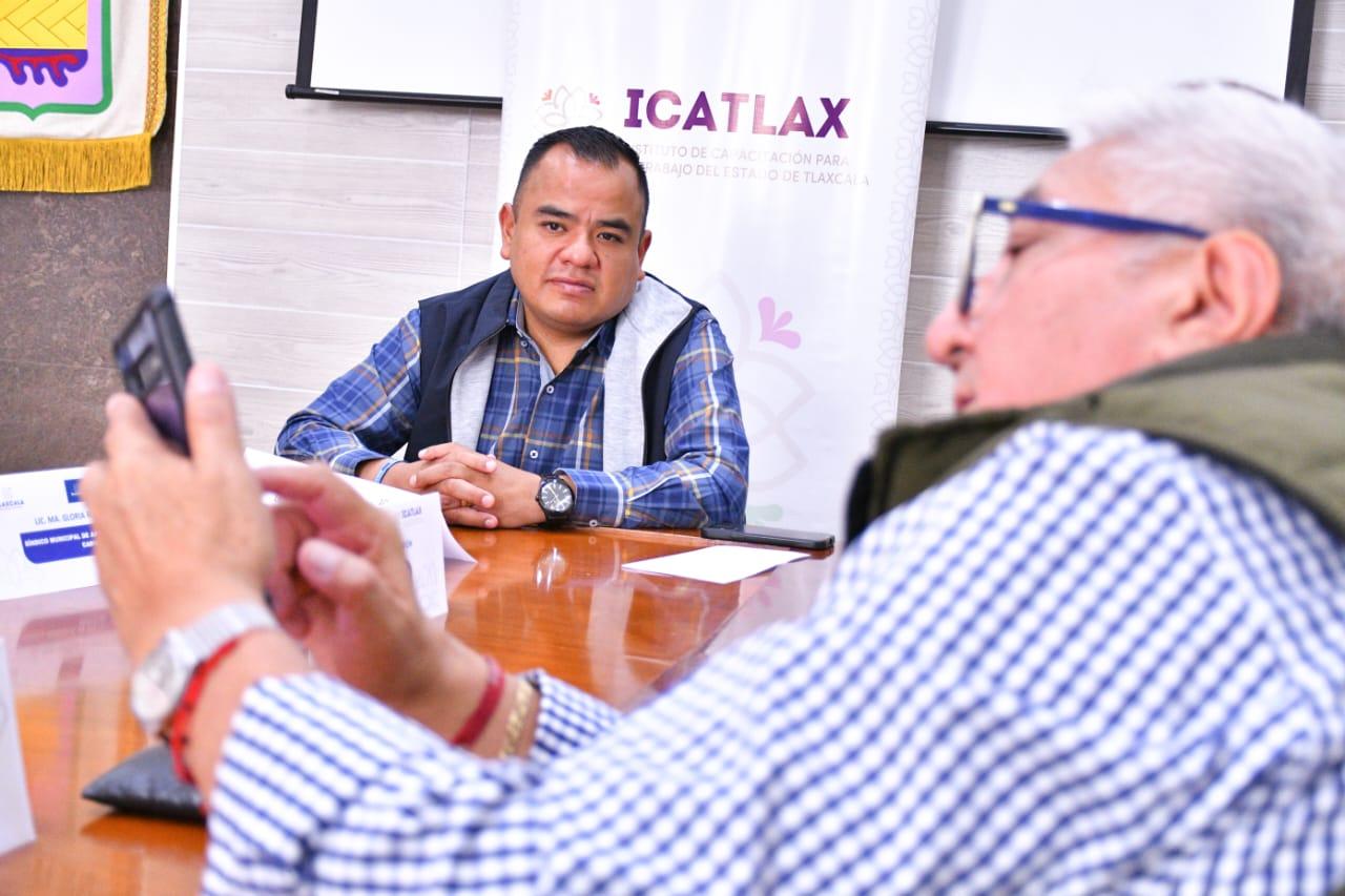 Ángelo Gutiérrez firma convenio con el Instituto de Capacitación para el Trabajo