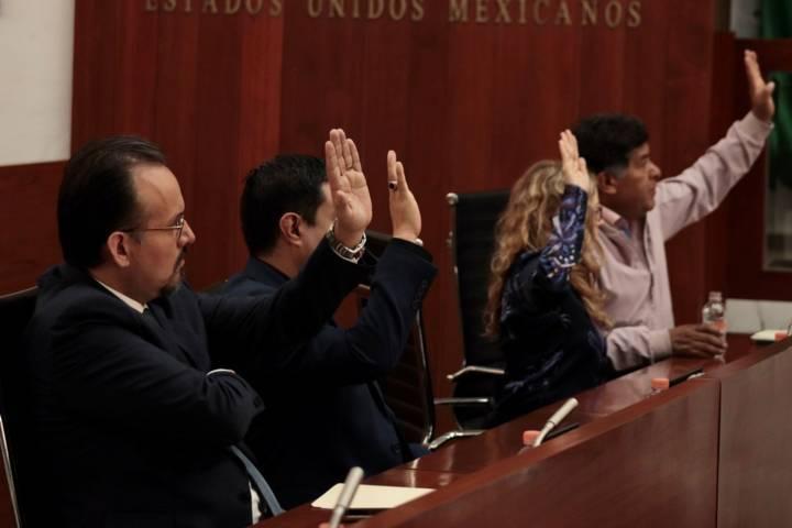 Toman protesta a los integrantes de la comisión para el municipio de Xicohtzinco 