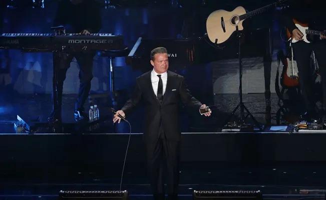 Fans de Luis Miguel alertan por exorbitantes precios en la reventa de su concierto
