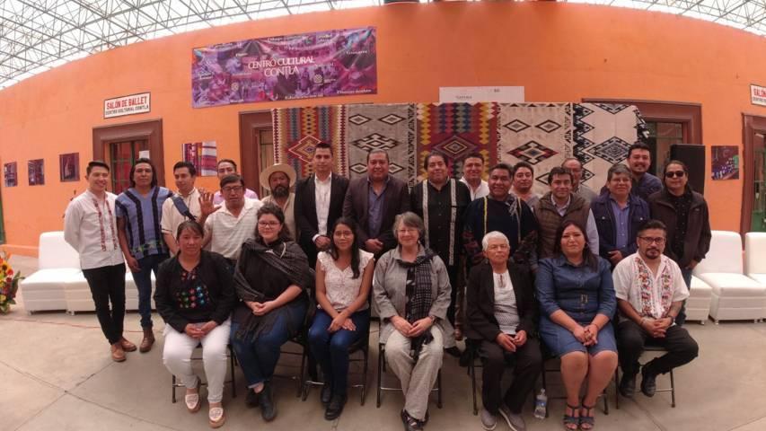 Realizan el Primer Encuentro Nacional de Grandes Maestros del Arte Popular Textil en la Feria de Contla