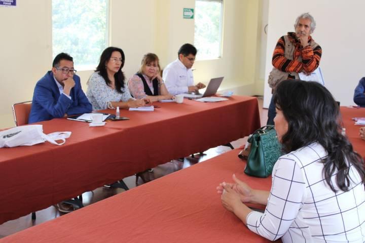 Ofrece Coltlax amplio sistema de becas de posgrados