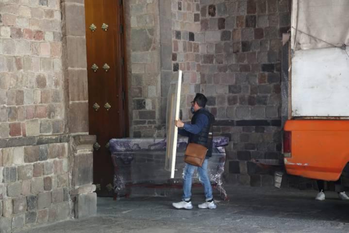 Renuevan pinturas en Palacio de Gobierno 