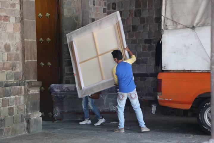 Renuevan pinturas en Palacio de Gobierno 