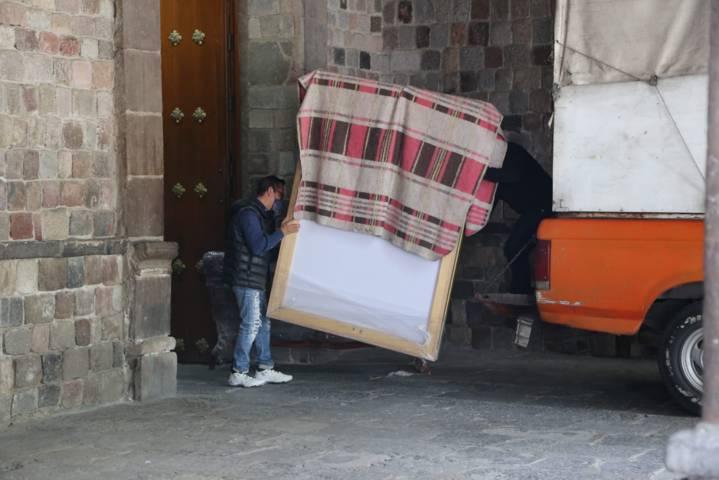 Renuevan pinturas en Palacio de Gobierno 