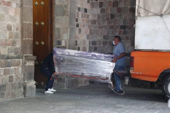 Renuevan pinturas en Palacio de Gobierno 