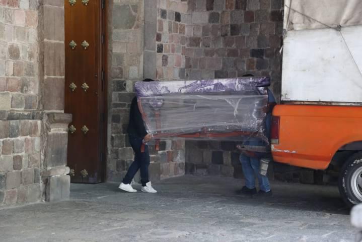 Renuevan pinturas en Palacio de Gobierno 
