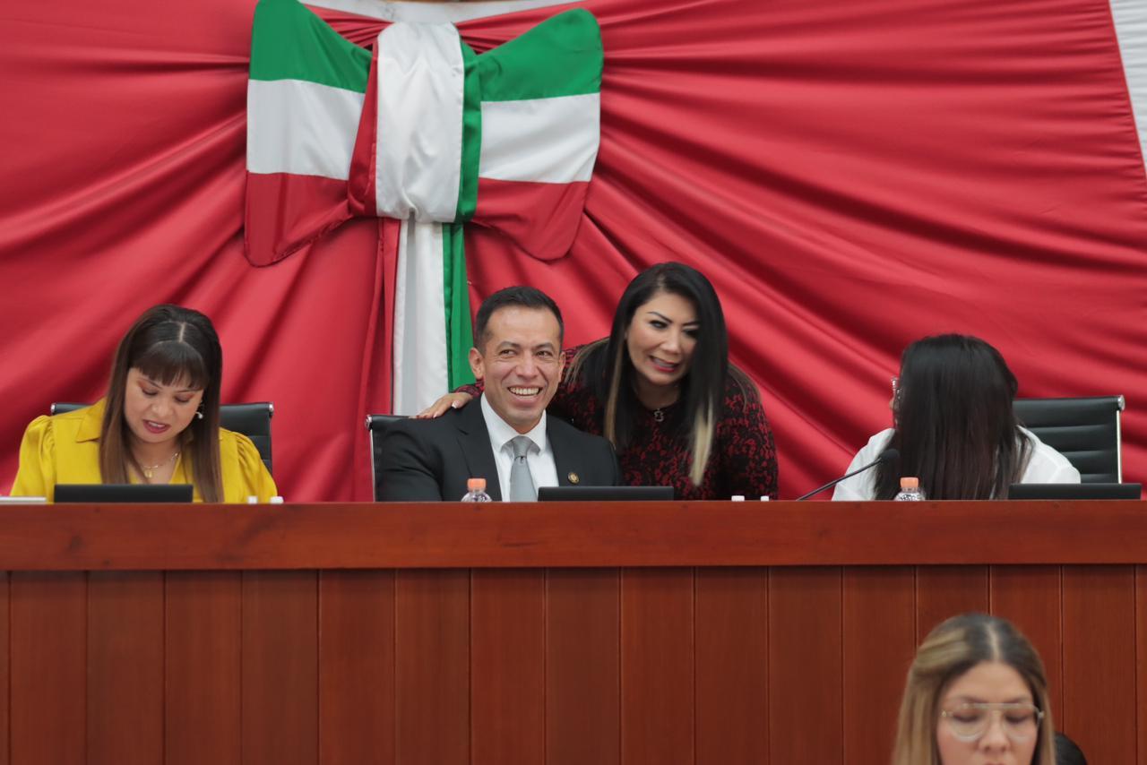 Presentan iniciativa en el Congreso para regular parquímetros y estacionamientos en Tlaxcala