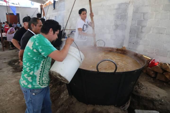 Aún estás a tiempo, lánzate al Segundo Festival del Mole Prieto en Contla 
