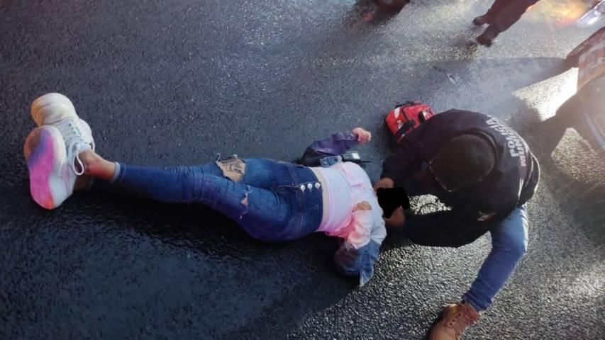 Capacitación del personal fue clave para salvarle la vida a una mujer que se arrojó de un puente en Apetatitlan 