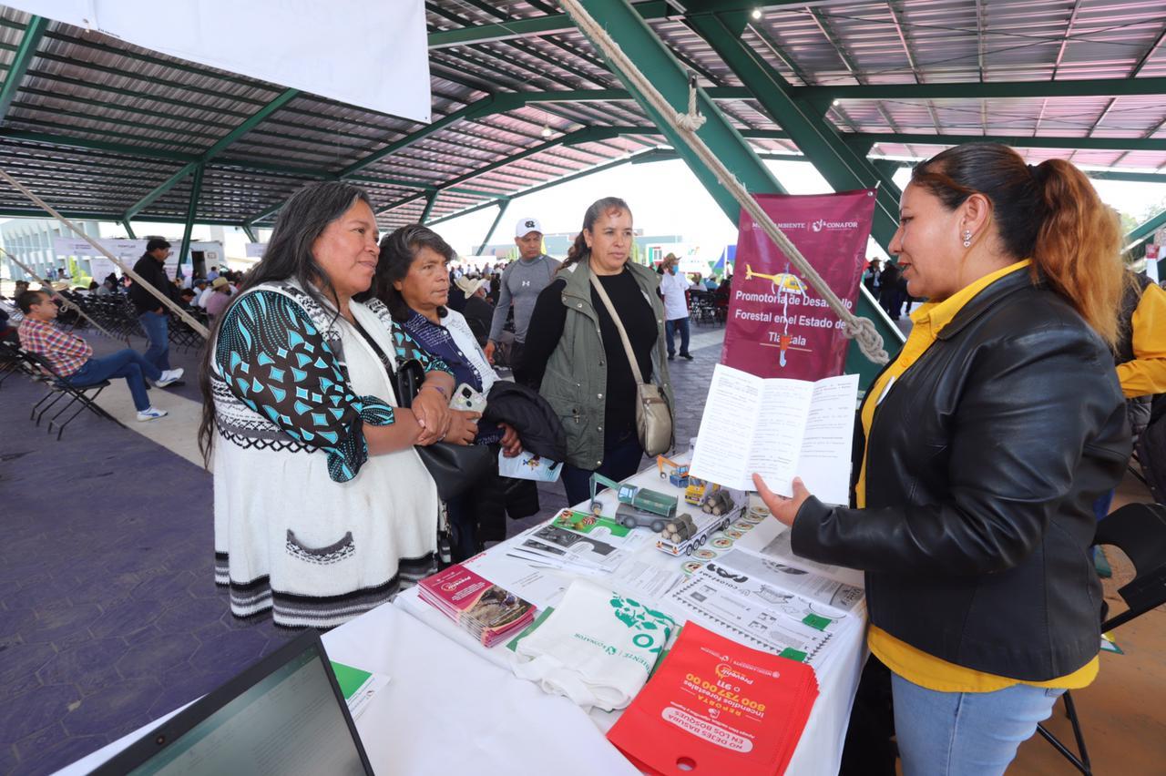 Inaugura Gobierno del Estado primera feria regional de la gente del campo
