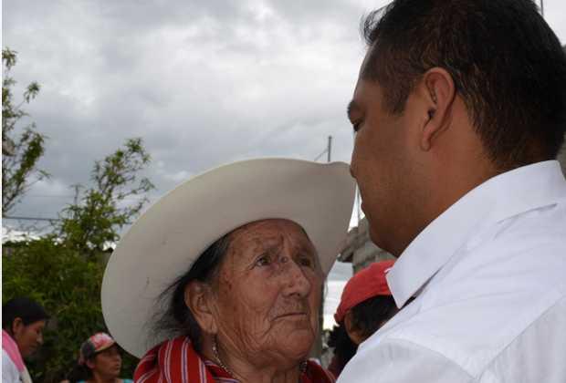 Se compromete Héctor Domínguez a trabajar con trasparencia y actitud de servicio