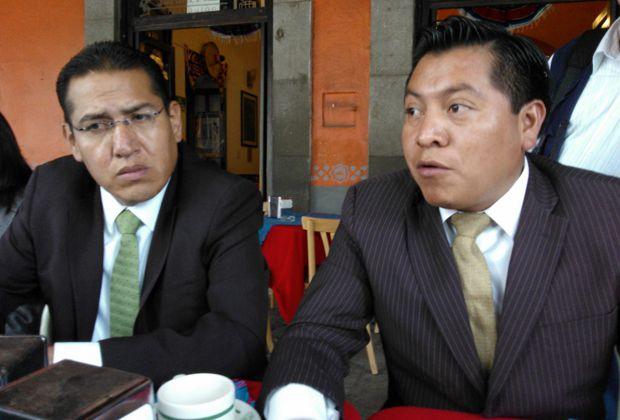 Defienden abogados a magistrado Bernal; no somos serviles, dicen