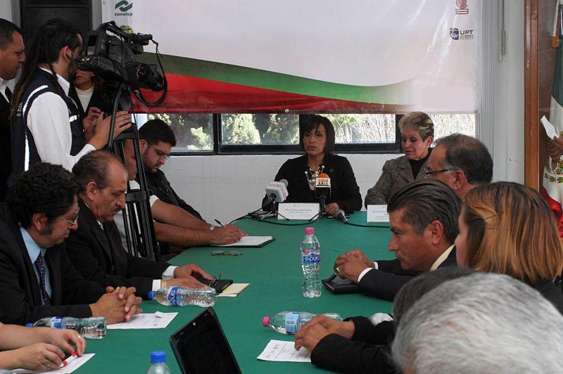 Signan convenio de colaboración ITEA y Cossies para alfabetizar Tlaxcala