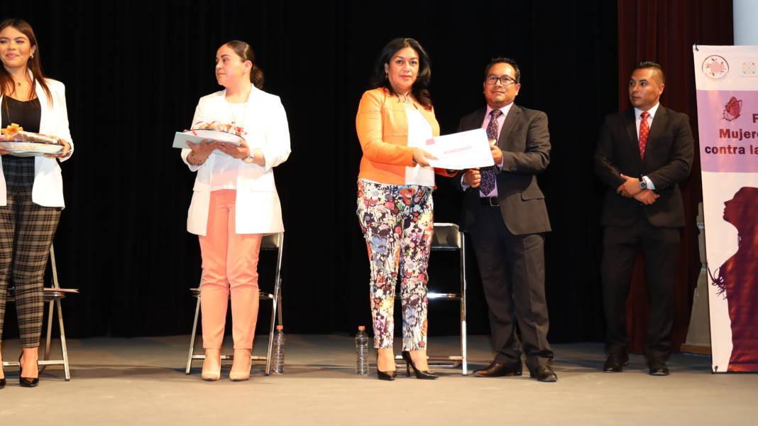 Destaca Presidenta del TSJE acciones contundentes para combatir la corrupción