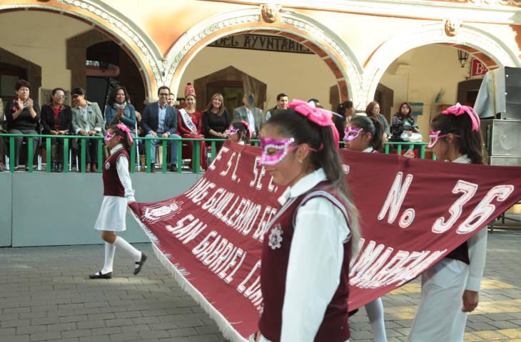Presenta SEPE USET colorido desfile de carnaval