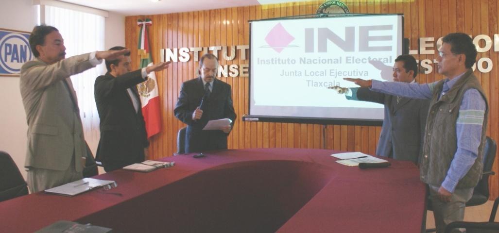 Toman protesta integrantes del INE Tlaxcala