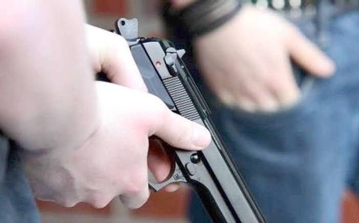 Hombres armados asaltan tienda de materiales en Chiautempan 