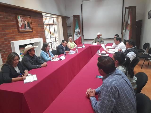 Firman SIA y municipios convenio para la movilización de ganado