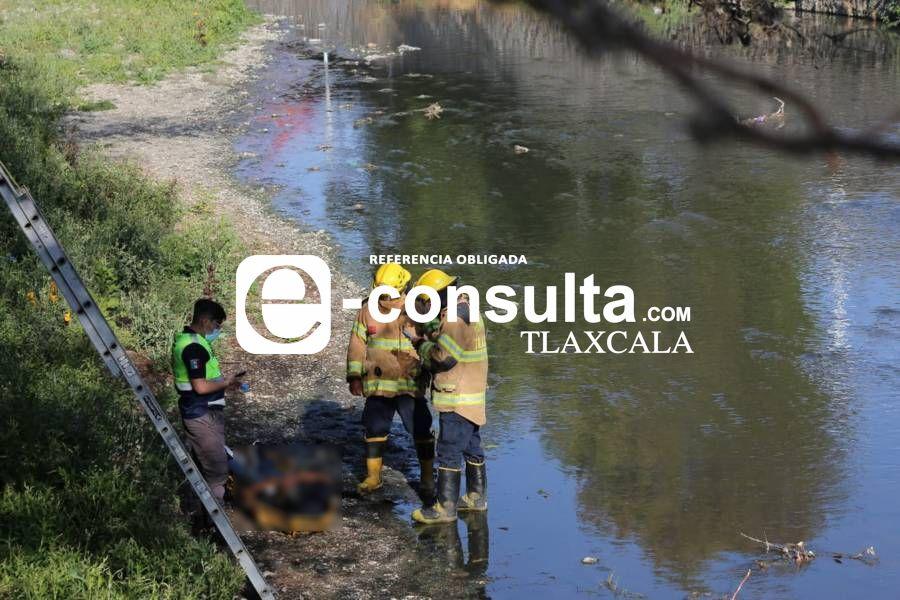 Muere hombre al caer al río Zahuapan en la zona de Artesanías 