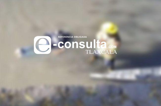 En la capital de Tlaxcala localizan el cadáver de una persona flotando en el rio 