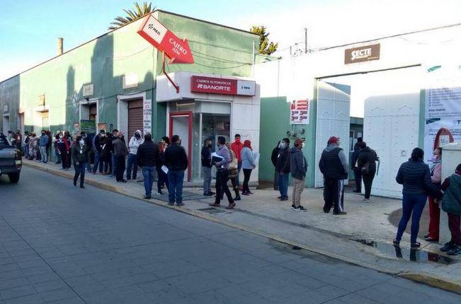 Nepotismo en la SMyT, dan trabajo a puros cuates y familiares  
