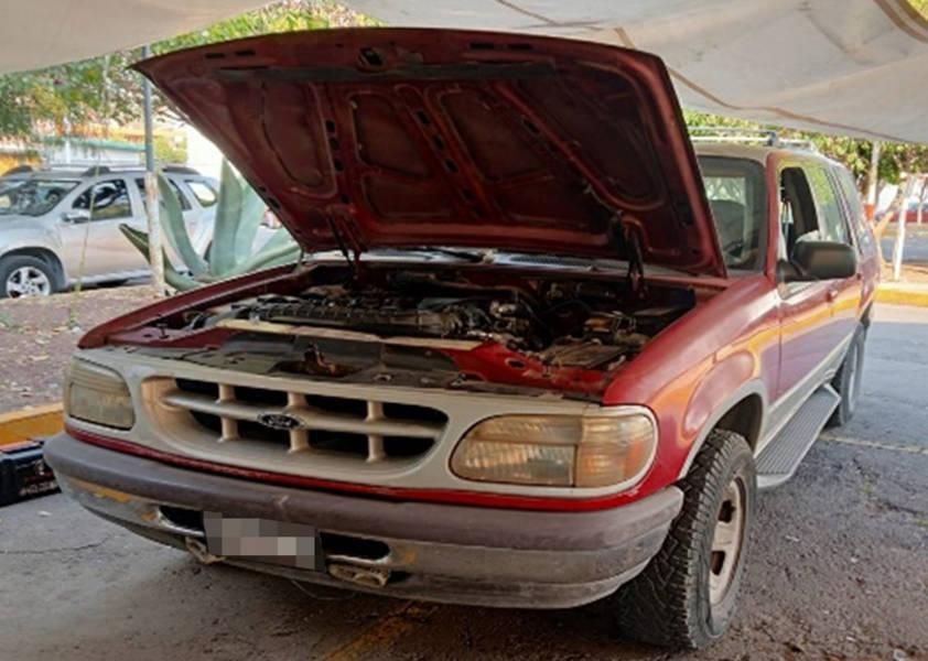 A disposición de la PGJE una camioneta con reporte de robo vigente