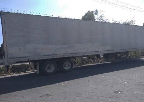 Asegura PGJE caja tipo refrigerada abandonada