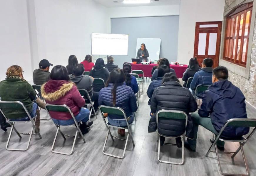 Acerca Fiscalía Anticorrupción pláticas sobre combate a la corrupción