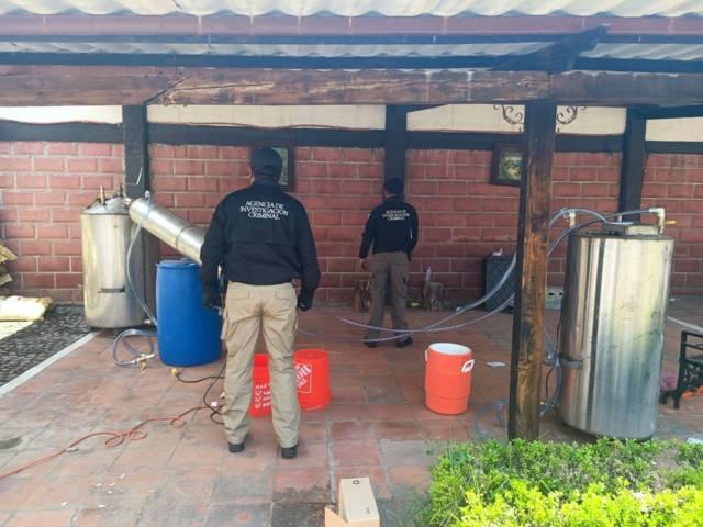 En cateo FGR asegura inmueble utilizado como laboratorio clandestino en Tlaxcala