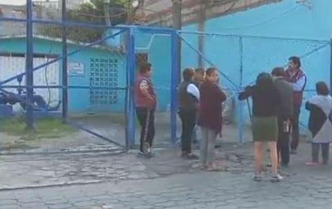 Retienen a fontanero para frenar venta de agua en San Pablo del Monte