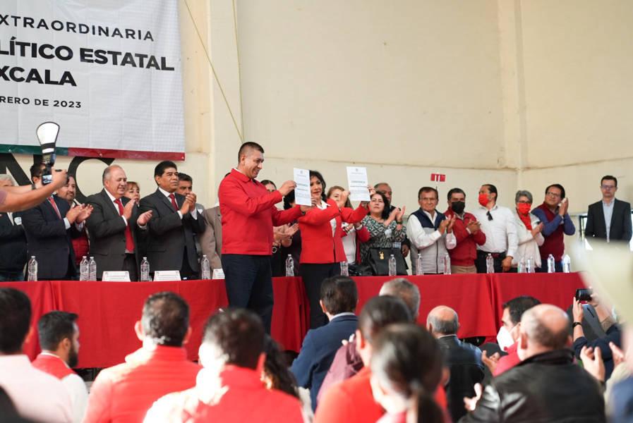 Consejo político estatal del PRI ratifica dirigencia de Anabell Ávalos Zempoalteca
