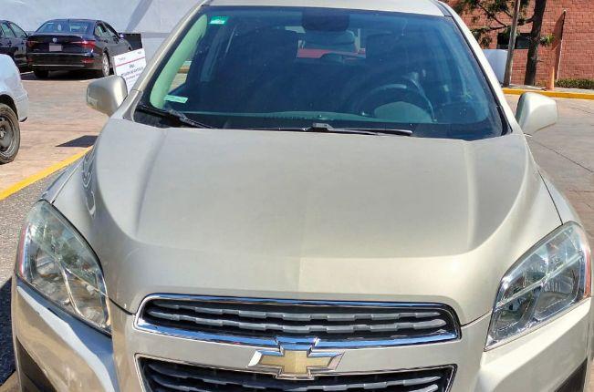 Asegura PGJE camioneta con reporte de robo