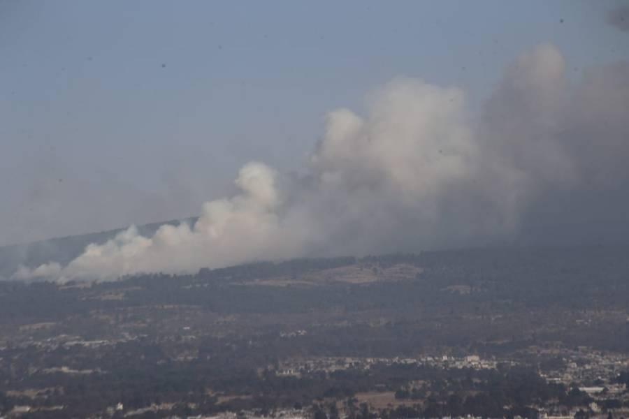 Se registra un gran incendio en las faldas de La Malinche 