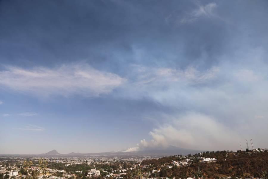 Se registra un gran incendio en las faldas de La Malinche 