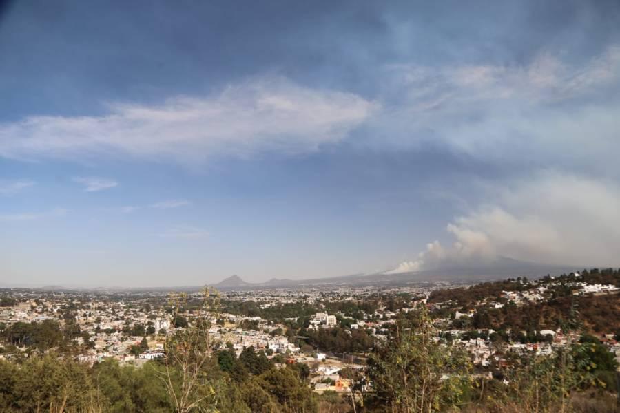 Se registra un gran incendio en las faldas de La Malinche 