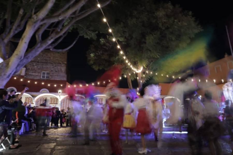 Triunfa el Carnaval de Chiautempan en su gira por Puebla