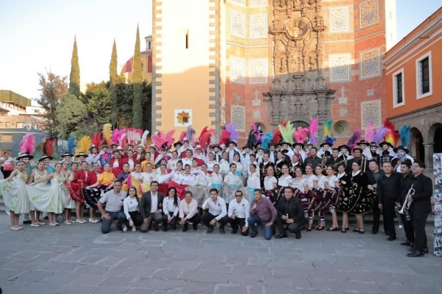 Triunfa el Carnaval de Chiautempan en su gira por Puebla