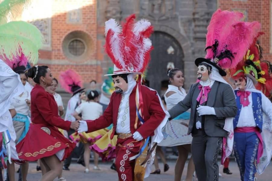 Triunfa el Carnaval de Chiautempan en su gira por Puebla