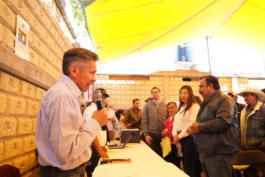 Con éxito lleva Leticia Martínez Jornada de Trámites Agrarios a Atltzayanca 