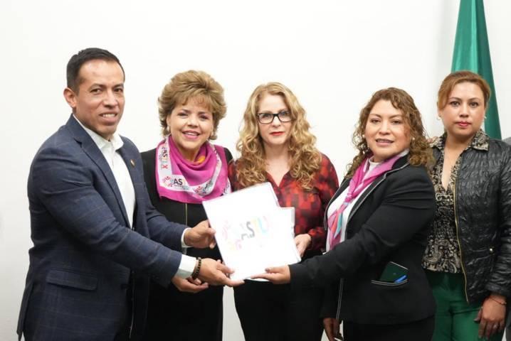 Recibe Congreso iniciativa para modificar la Ley Municipal y la Ley de Fiscalización por parte de la Asociación de Síndicas y Síndicos del Estado