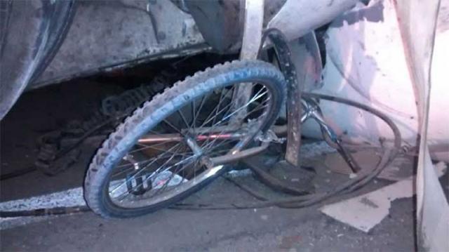 Un muerto y un herido, saldo de volcadura en la federal a Tlaxcala