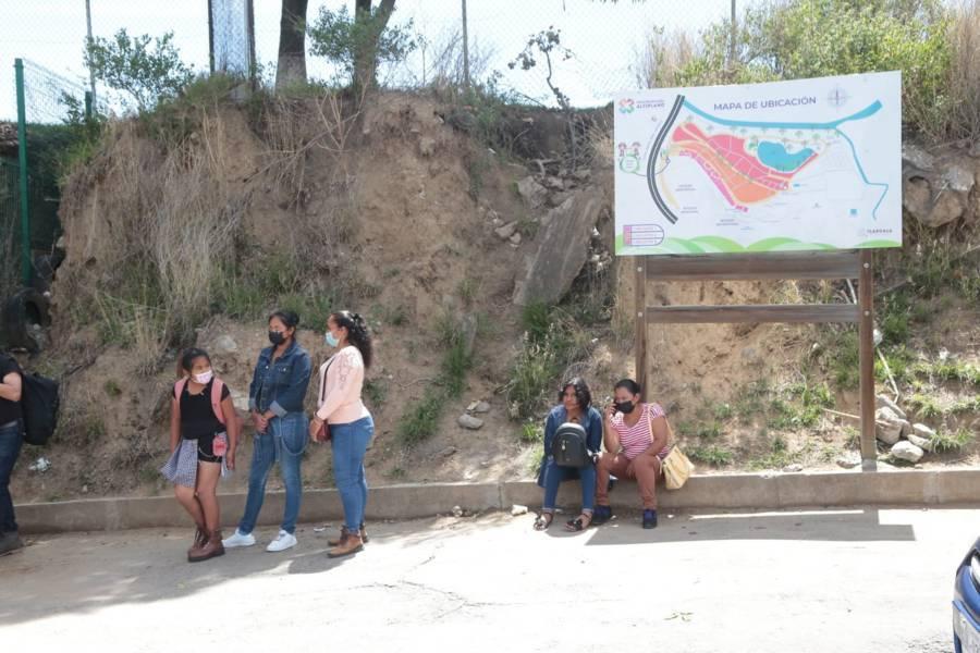 Roban guacamaya del Zoológico del Altiplano 