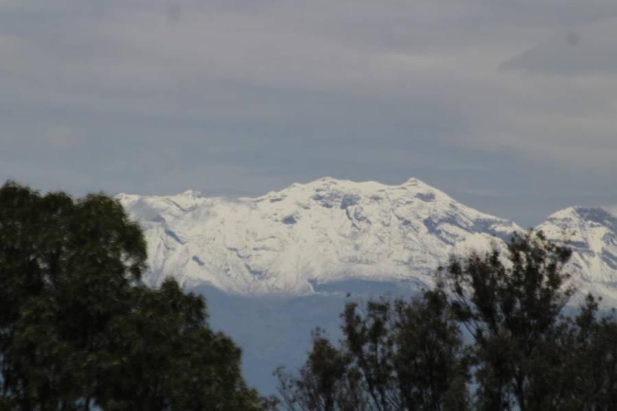 Iztaccíhuatl cubierto de nieve 
