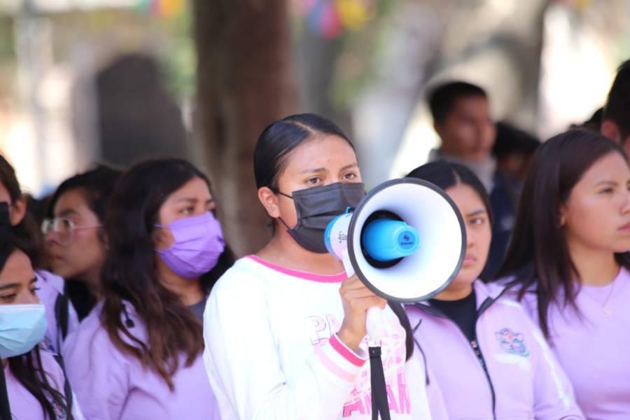 Llegan normalistas a la capital; preparan exhibición de sus actividades pedagógicas