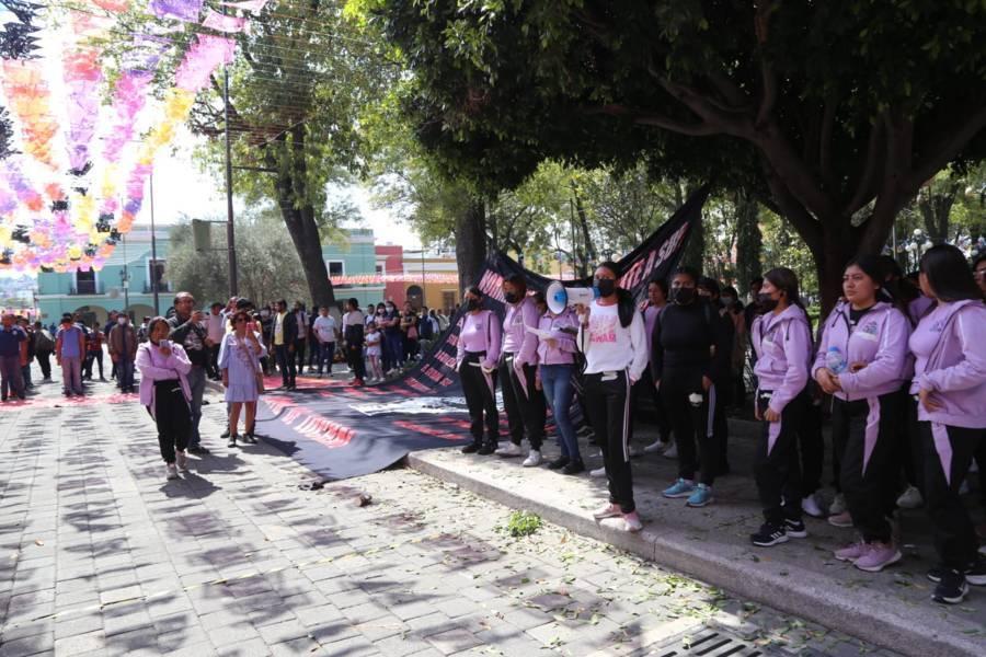 Llegan normalistas a la capital; preparan exhibición de sus actividades pedagógicas