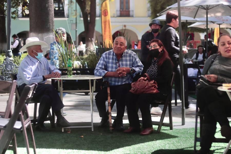 Regresan las “tardes de danzón” a la plaza de la Constitución 
