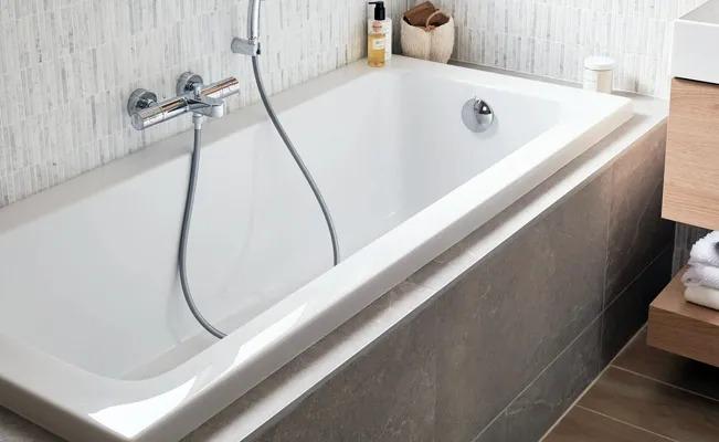 Un joven graba sin querer su propio infarto dentro de la bañera