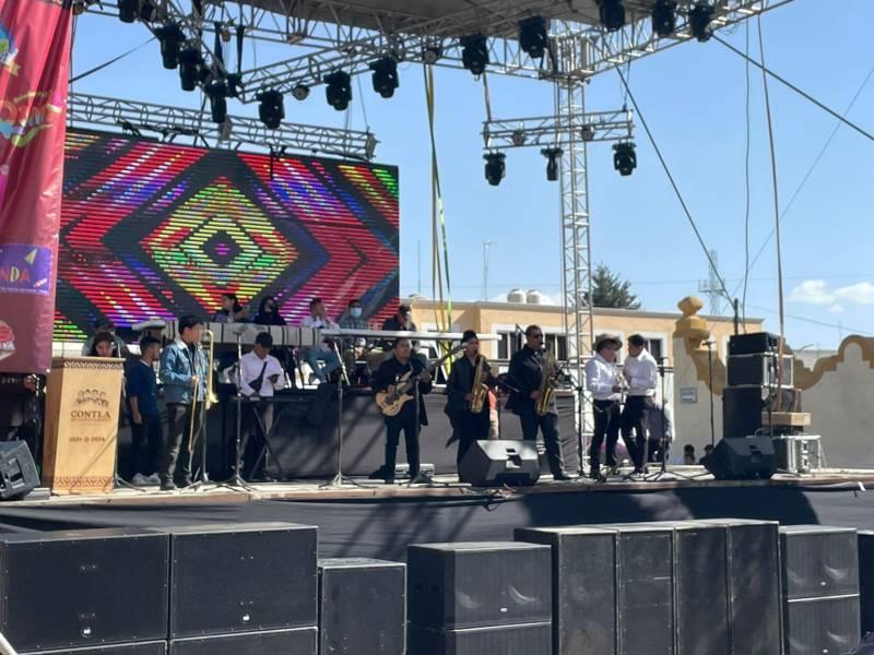 Dan banderazo a Concurso de Camadas en Contla