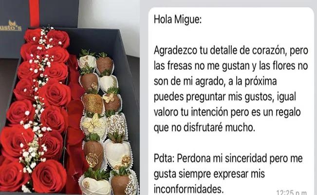 Un hombre queda desanimado luego de dar un regalo a una joven triste 
