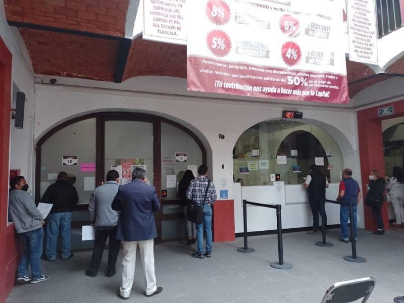 Aprovechan capitalinos descuentos en el pago de impuesto predial